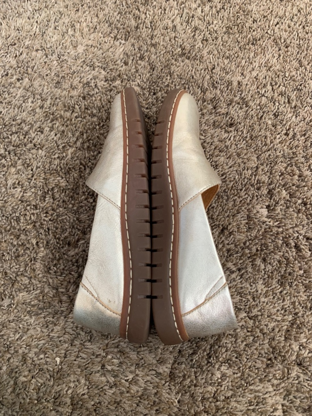 Born Sebra II Gold Metallic Leather Slip On Casual Loafer Shoes Sz.7.5 - Picture 11 of 16